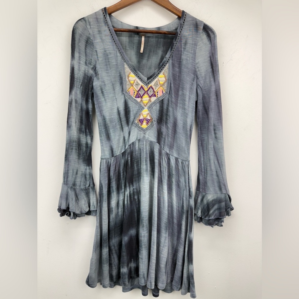 Free People Sz XS Women’s Gray Tie Dye Embroidered Beaded Boho Long Sleeve Dress